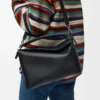 Mittlere «Puzzle Edge»-Tasche aus klassischem Kalbsleder Mittlere «Puzzle Edge»-Tasche aus klassischem Kalbsleder