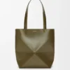 Mittlere Puzzle Fold Tote Bag aus glänzendem Kalbsleder Mittlere Puzzle Fold Tote Bag aus glänzendem Kalbsleder