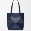 Mittlere Puzzle Fold Tote Bag aus glänzendem Kalbsleder Mittlere Puzzle Fold Tote Bag aus glänzendem Kalbsleder