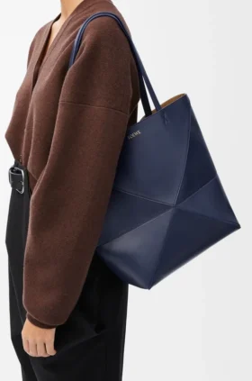 Mittlere Puzzle Fold Tote Bag aus glänzendem Kalbsleder