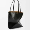 Mittlere Puzzle Fold Tote Bag aus glänzendem Kalbsleder Mittlere Puzzle Fold Tote Bag aus glänzendem Kalbsleder