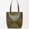 Mittlere Puzzle Fold Tote Bag aus glänzendem Kalbsleder Mittlere Puzzle Fold Tote Bag aus glänzendem Kalbsleder