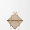 Mittlere Puzzle Fold Tote Bag aus glänzendem Kalbsleder Mittlere Puzzle Fold Tote Bag aus glänzendem Kalbsleder
