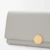 Pebble Continental-Portemonnaie aus glänzendem Nappa-Kalbsleder Pebble Continental-Portemonnaie aus glänzendem Nappa-Kalbsleder