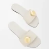Pebble-Slide aus weichem Kalbsleder
