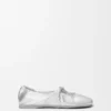 Pebble Soft Ballerina aus laminiertem Nappa-Lammleder