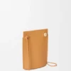 Pebble-Würfel-Tasche aus klassischem Kalbsleder Pebble-Würfel-Tasche aus klassischem Kalbsleder