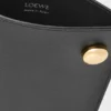 Pebble-Würfel-Tasche aus klassischem Kalbsleder Pebble-Würfel-Tasche aus klassischem Kalbsleder