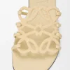 «Petal Anagram»-Pantolette aus mit Strasssteinen verziertem Wildleder «Petal Anagram»-Pantolette aus mit Strasssteinen verziertem Wildleder