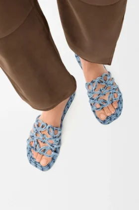 «Petal Anagram»-Slipper aus besticktem Canvas
