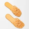 «Petal Anagram»-Slipper aus besticktem Canvas «Petal Anagram»-Slipper aus besticktem Canvas