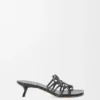 «Petal Anagram»-Slipper aus weichem Kalbsleder «Petal Anagram»-Slipper aus weichem Kalbsleder