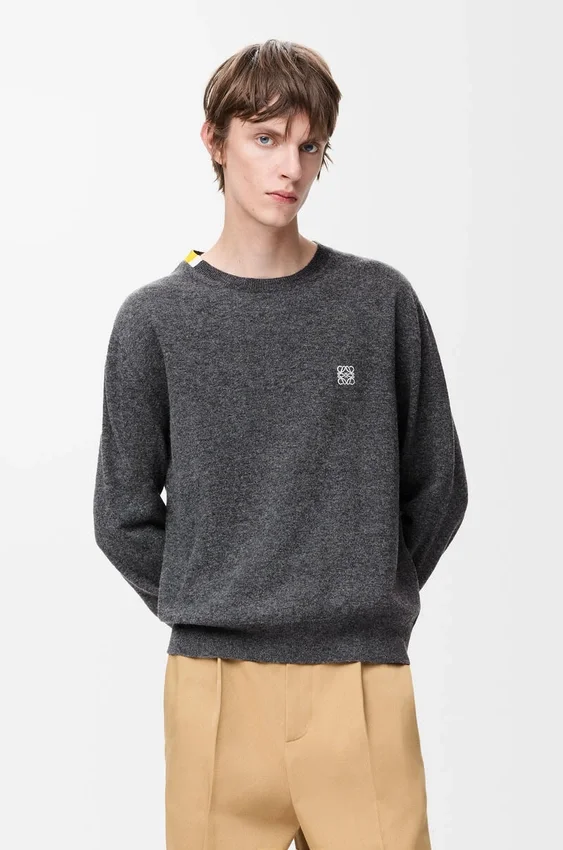 Pullover aus Wolle Pullover aus Wolle