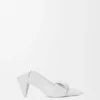 Pumps mit Origami-Lasche aus Lammleder Pumps mit Origami-Lasche aus Lammleder