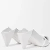 Pumps mit Origami-Lasche aus Lammleder Pumps mit Origami-Lasche aus Lammleder
