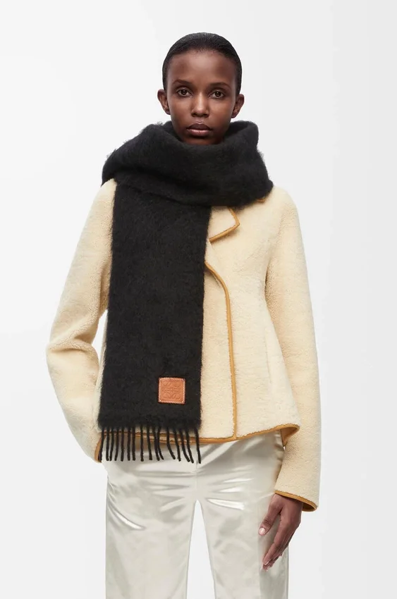 Schal aus Mohair und Wolle Schal aus Mohair und Wolle
