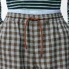 Shorts aus einer Viskose-Leinen-Mischung Shorts aus einer Viskose-Leinen-Mischung