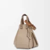 Small Hammock-Tasche aus weichem, genarbtem Kalbsleder Small Hammock-Tasche aus weichem, genarbtem Kalbsleder