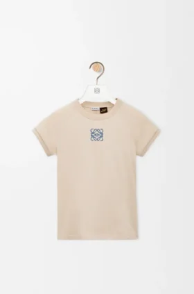 T-Shirt in kleiner Passform aus Baumwolle