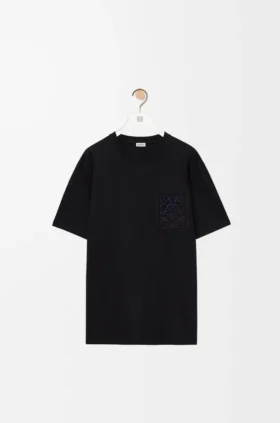 T-Shirt in lockerer Passform aus Baumwolle