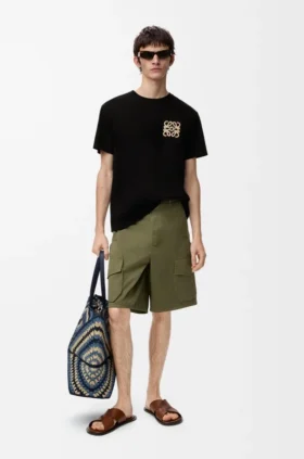 T-Shirt in lockerer Passform aus Baumwolle