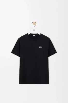 T-Shirt in regulärer Passform aus Baumwolle