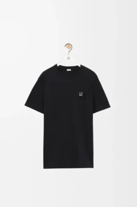 T-Shirt in regulärer Passform aus Baumwolle