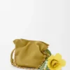 Tulip-Anhänger aus klassischem Kalbsleder Tulip-Anhänger aus klassischem Kalbsleder