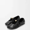 Weiche Ballerinas mit Pebble-Muster aus Nappa-Lammleder