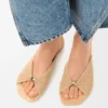 Weiche Pantolette mit «Pebble»-Design aus Stoff in Raffia-Optik Weiche Pantolette mit «Pebble»-Design aus Stoff in Raffia-Optik