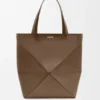 XL Puzzle Fold Tote aus glänzendem Kalbsleder