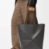 XL Puzzle Fold Tote aus glänzendem Kalbsleder