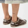 Yago-Sneaker aus besticktem Canvas Yago-Sneaker aus besticktem Canvas